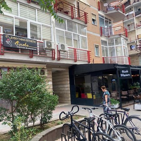 Newly Renovated One Bedroom Apartment In Tiranë Eksteriør bilde